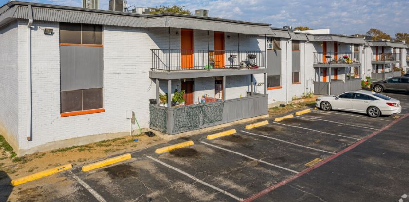 apartment for rent in dallas, tx at The Cantera Apartment Homes